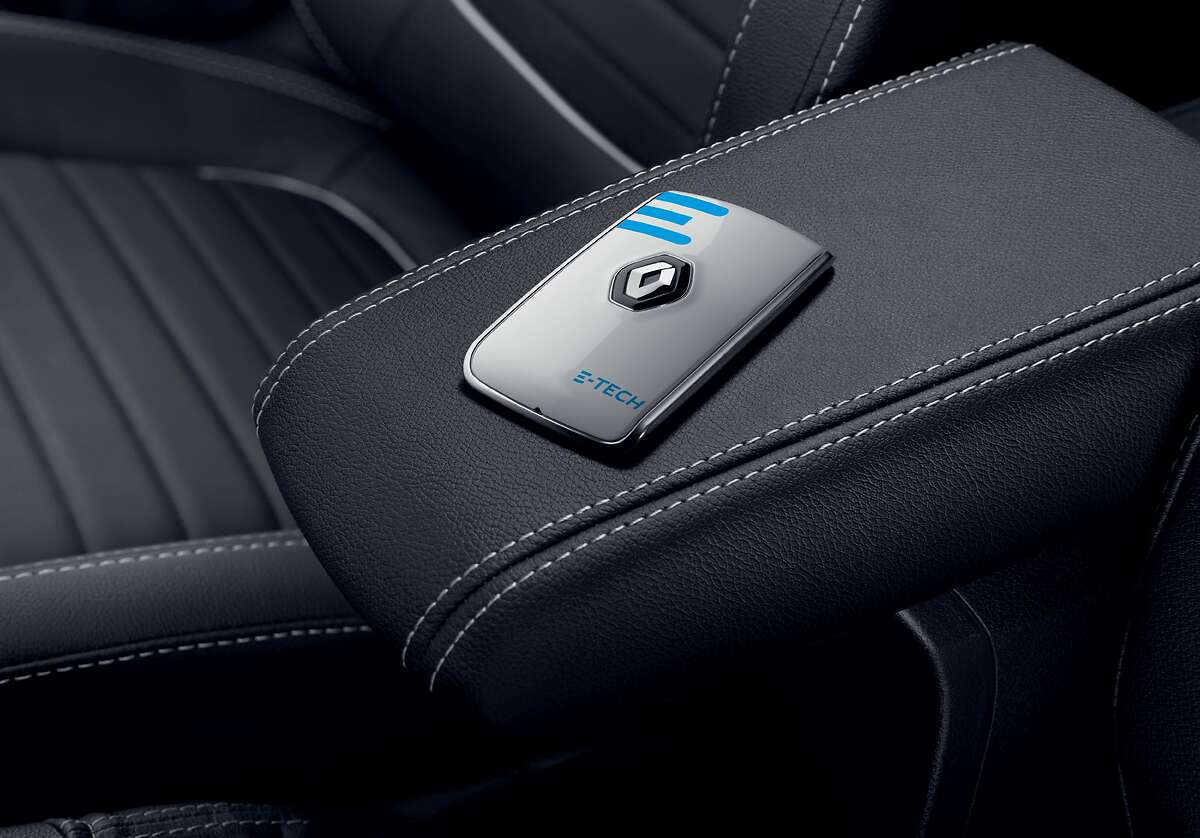 coque de badge Renault E-Tech