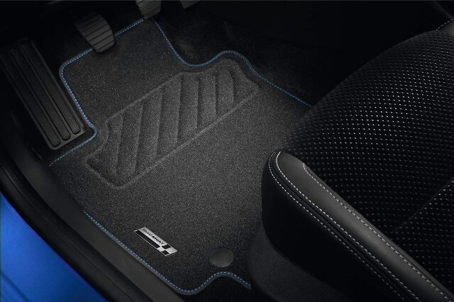 Tapis textile premium Renault Sport avec surpiqûre bleue 