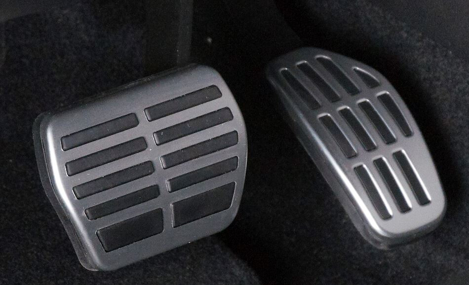 Sport pedals - Automatic gearbox