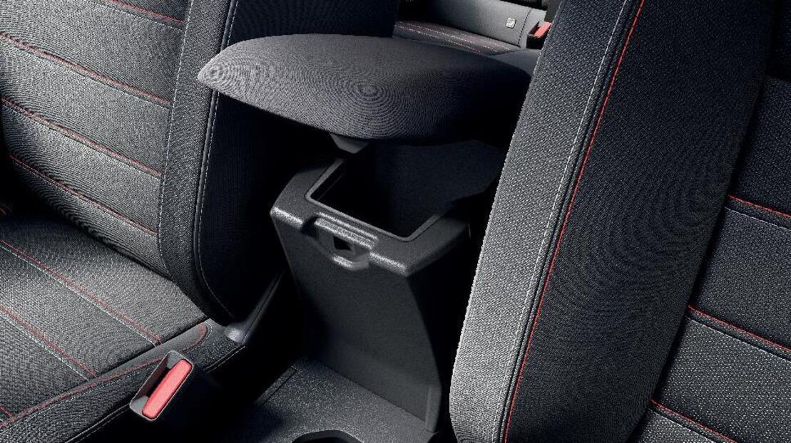 High centre console storage with armrest