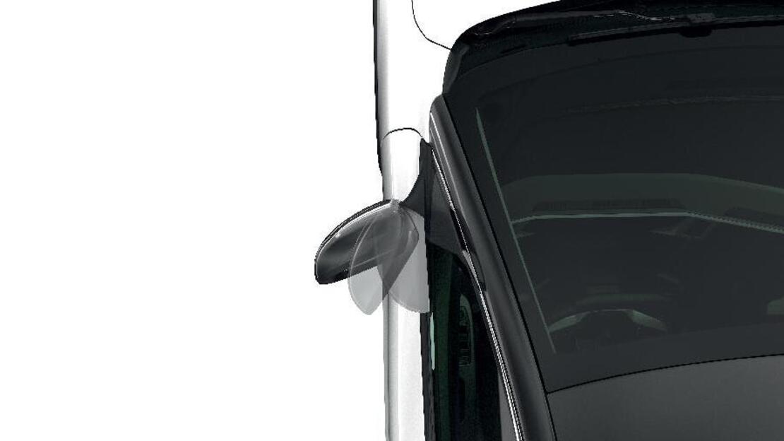 auto-tilting wing mirrors with puddle lamp